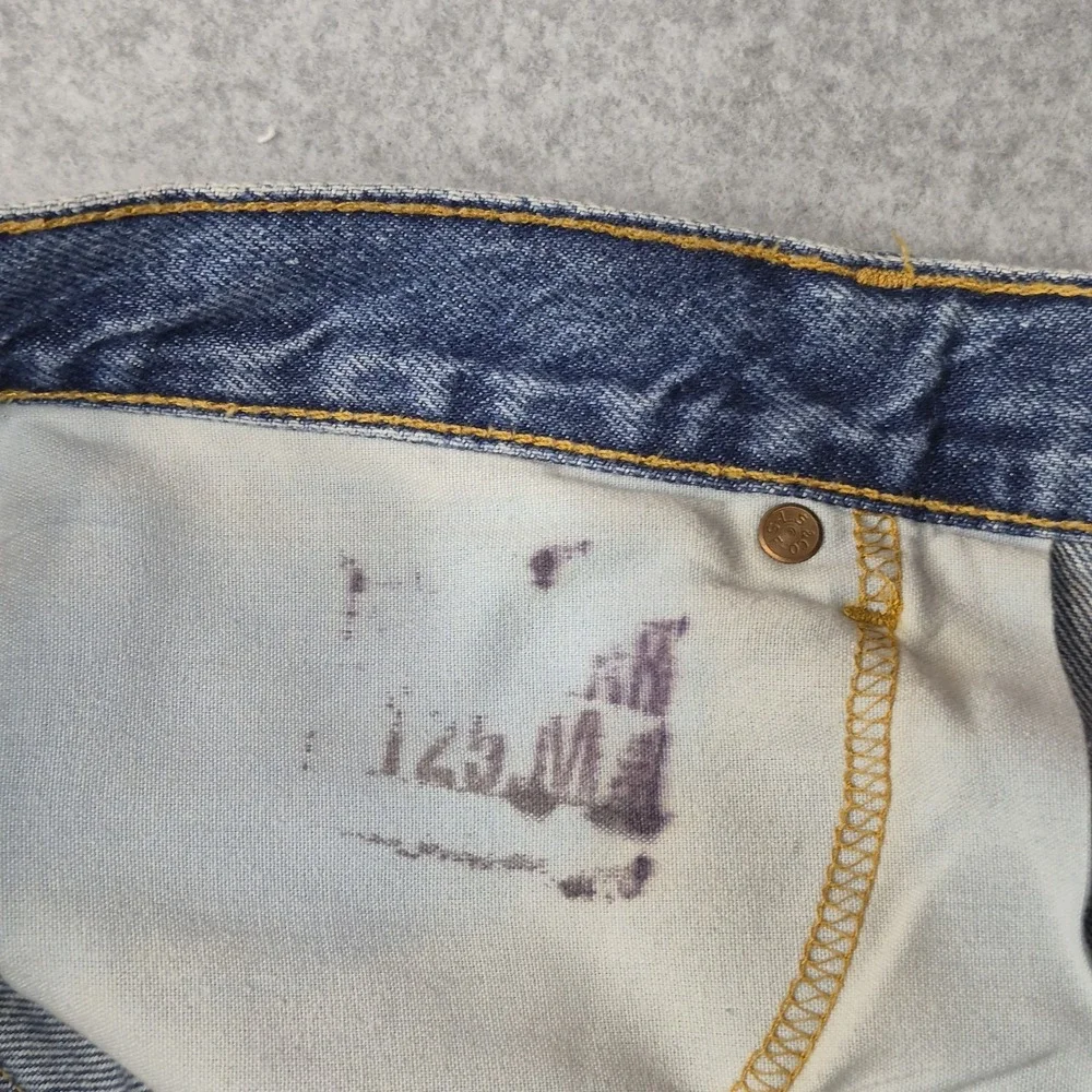 Levis up sale